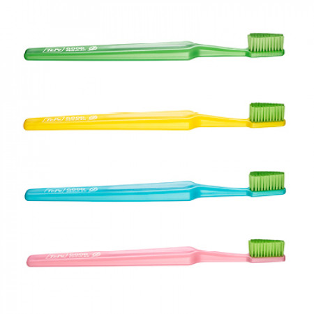 TePe GOOD  Regular Soft Tandenborstel, per stuk